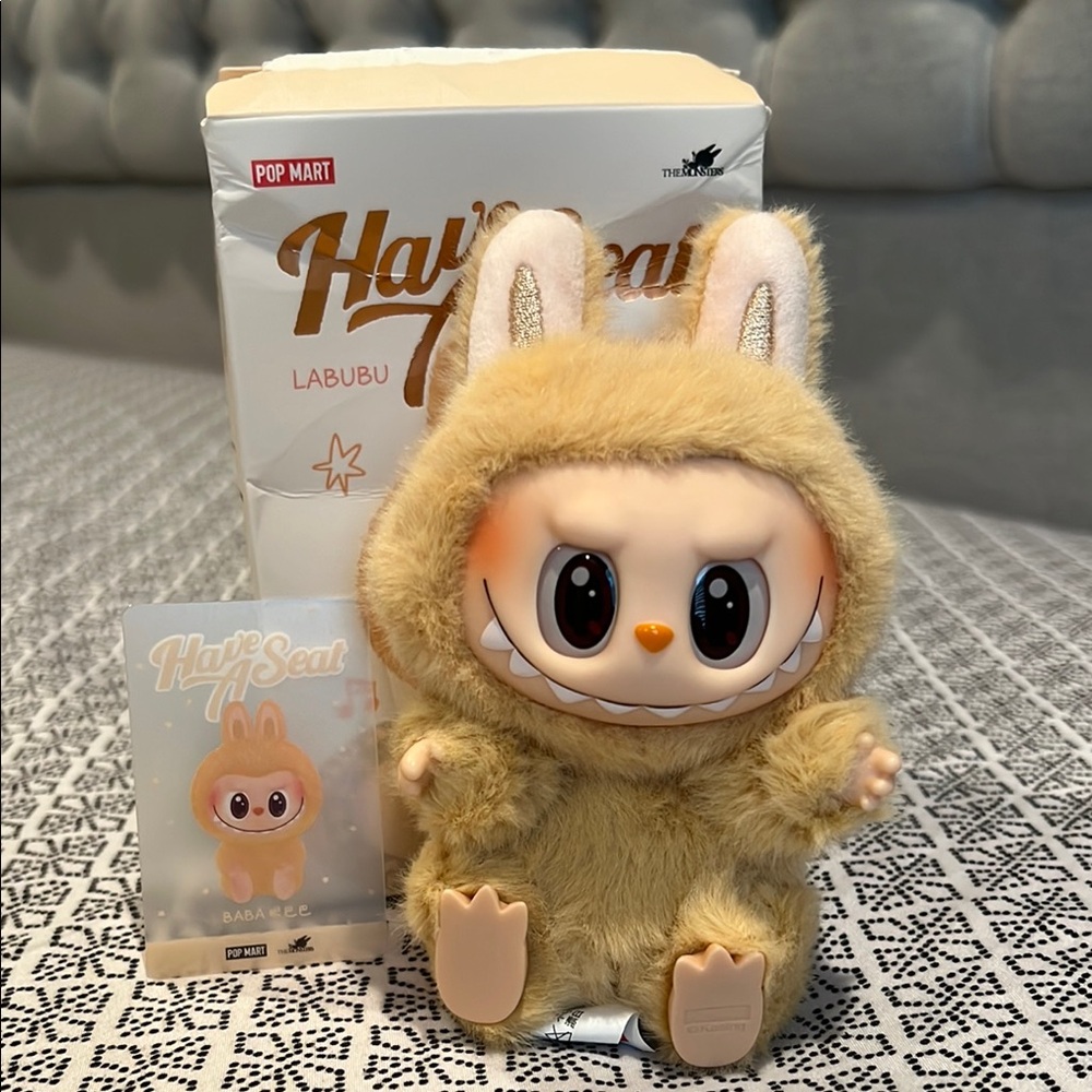 Pop Mart Have A Seat Labubu